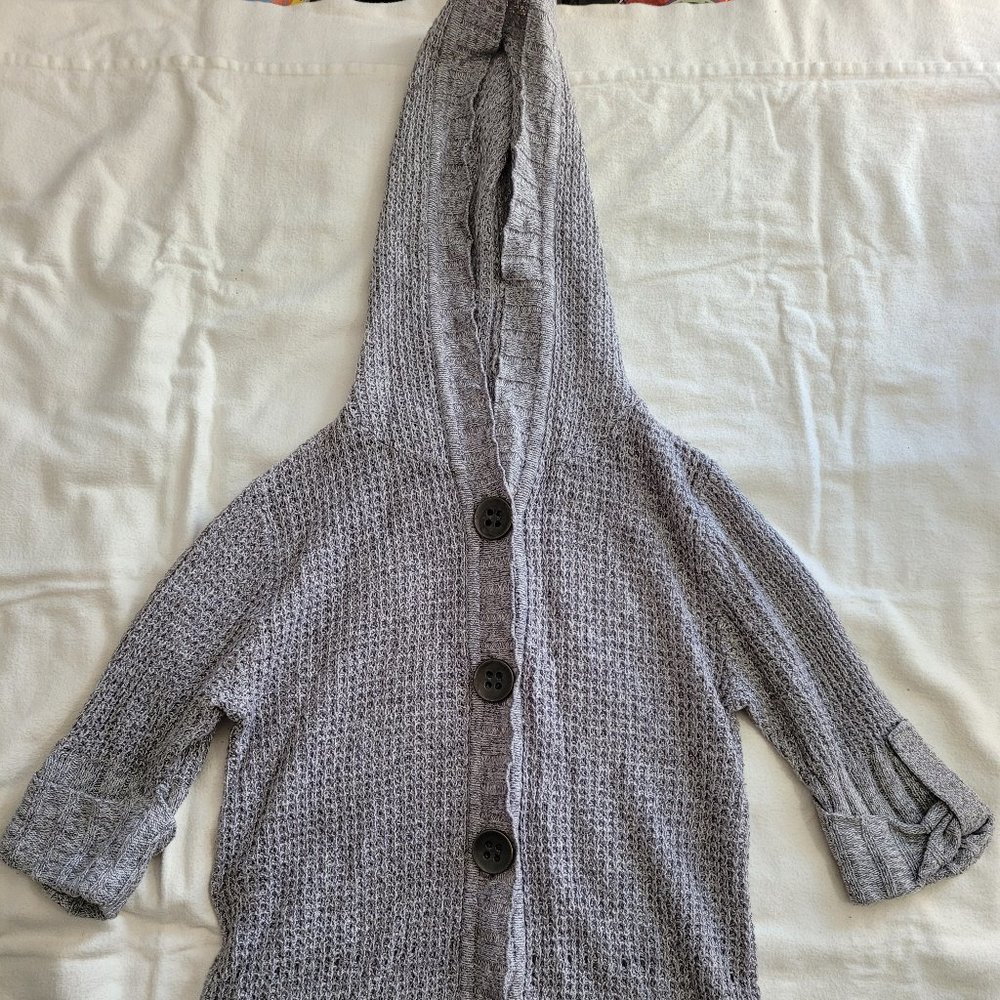 Maurices grey sweater short sleeve shirt